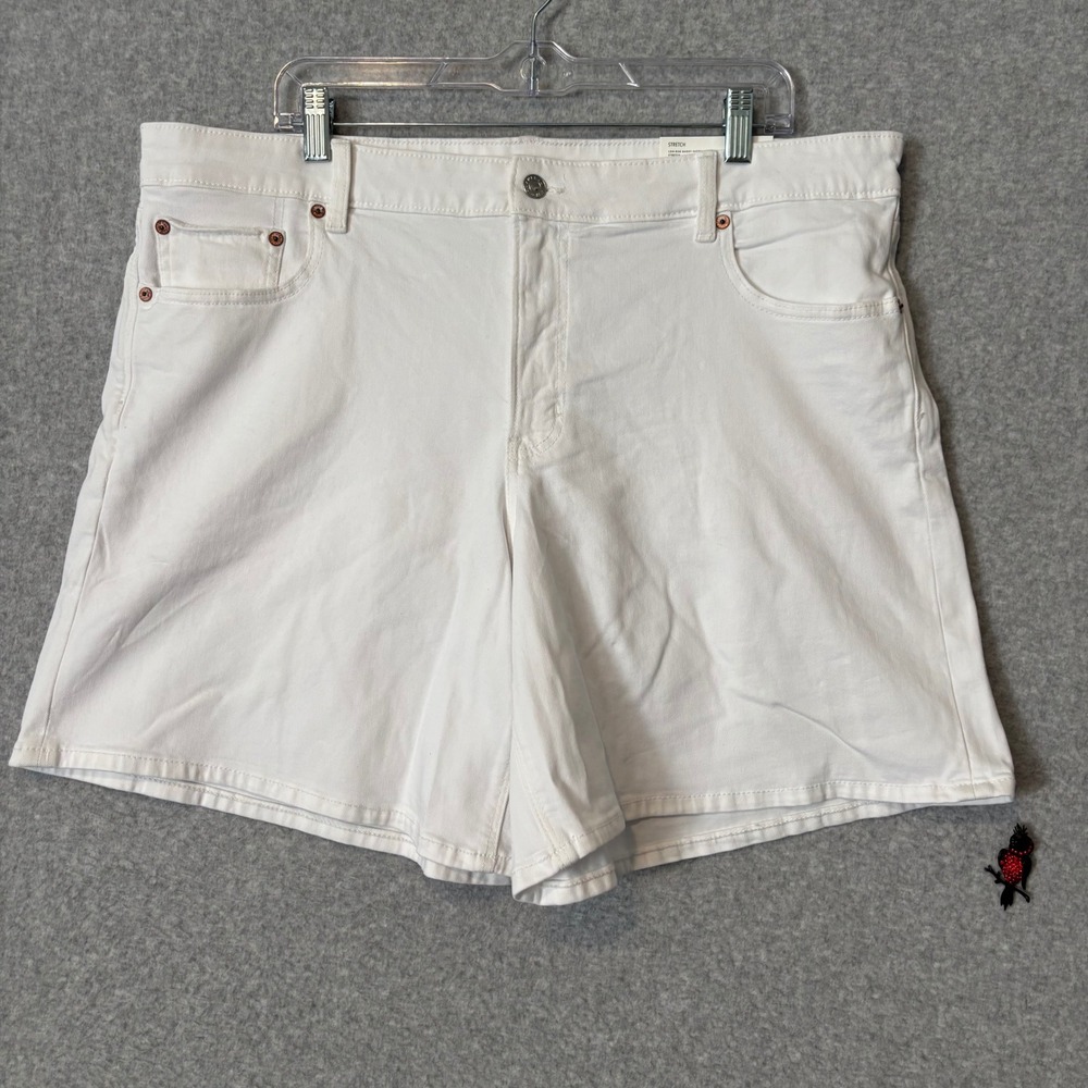 American Eagle Women's 16 Low Rise Baggy Short White Stretch Jeans Denim NWT